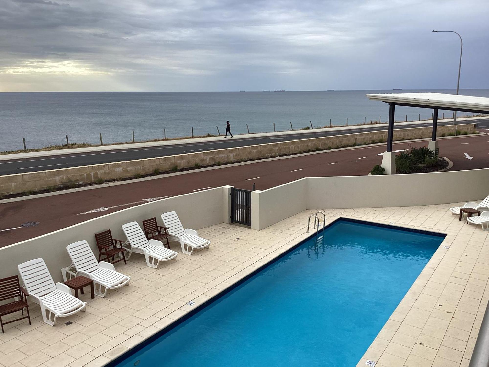Bunbury Seaview Apartments Bagian luar foto
